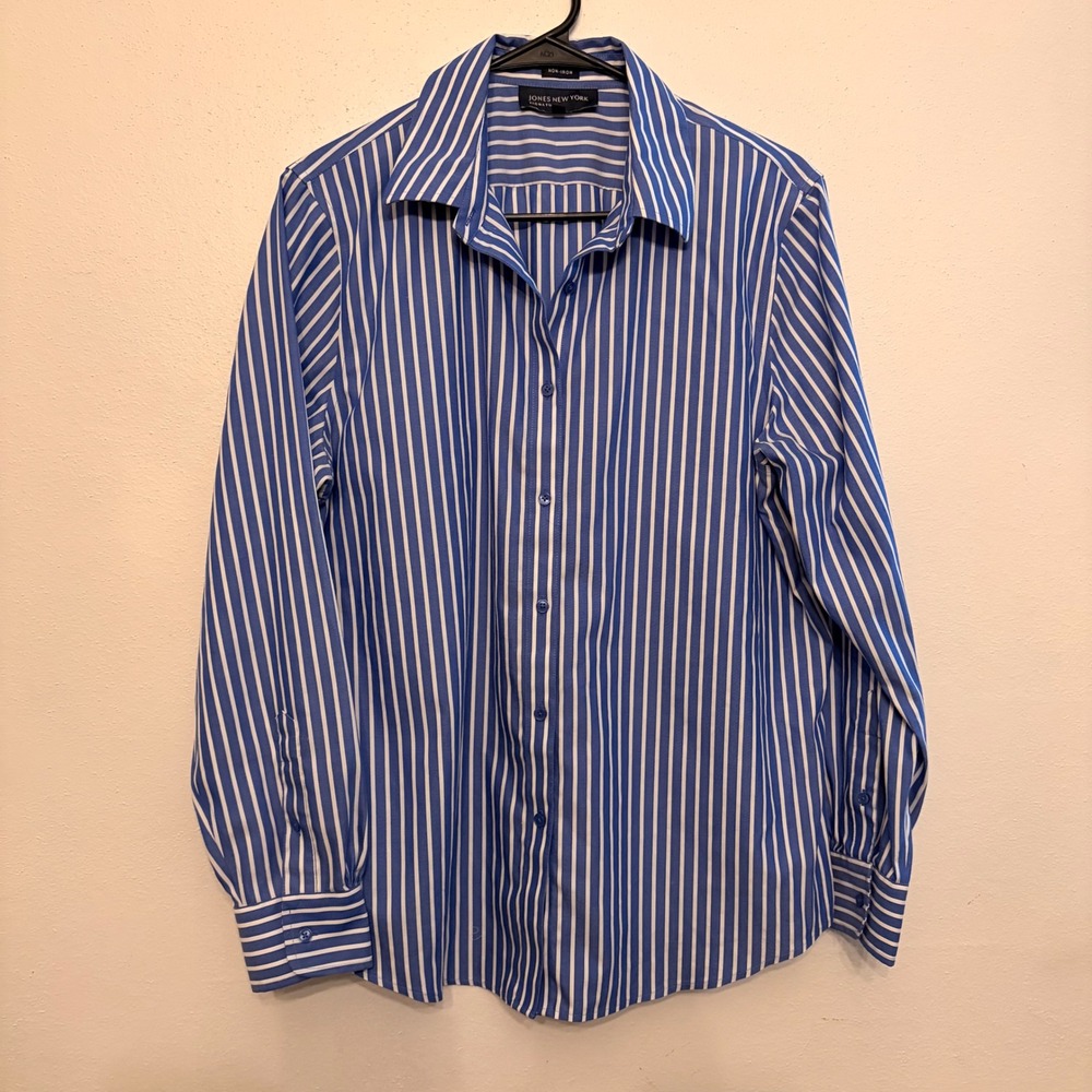 Jones New York Button Down Shirt Womens L Blue White  Striped Non-Iron Cotton
